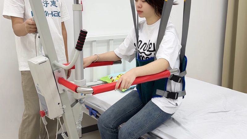 养老日间照料中心：全方位照护，守护老人的日常幸福**