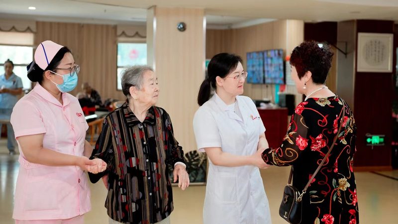 2025年北京护工费用解析：影响价格的关键因素